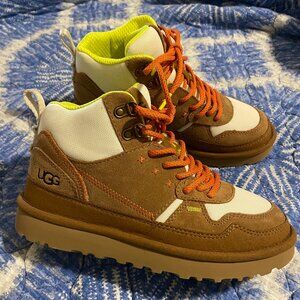 New UGG Highland Hi Heritage Chestnut Women Suede Lace up Shoe Boot Size 6 Women